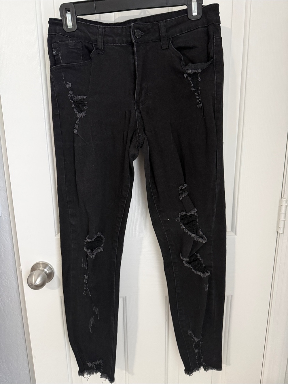 KanCan Black Distressed Skinny Jeans